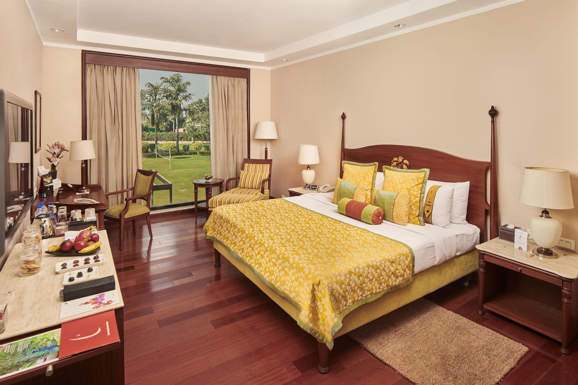 The Lalit Temple View Hotel Khajuraho Ngoại thất bức ảnh