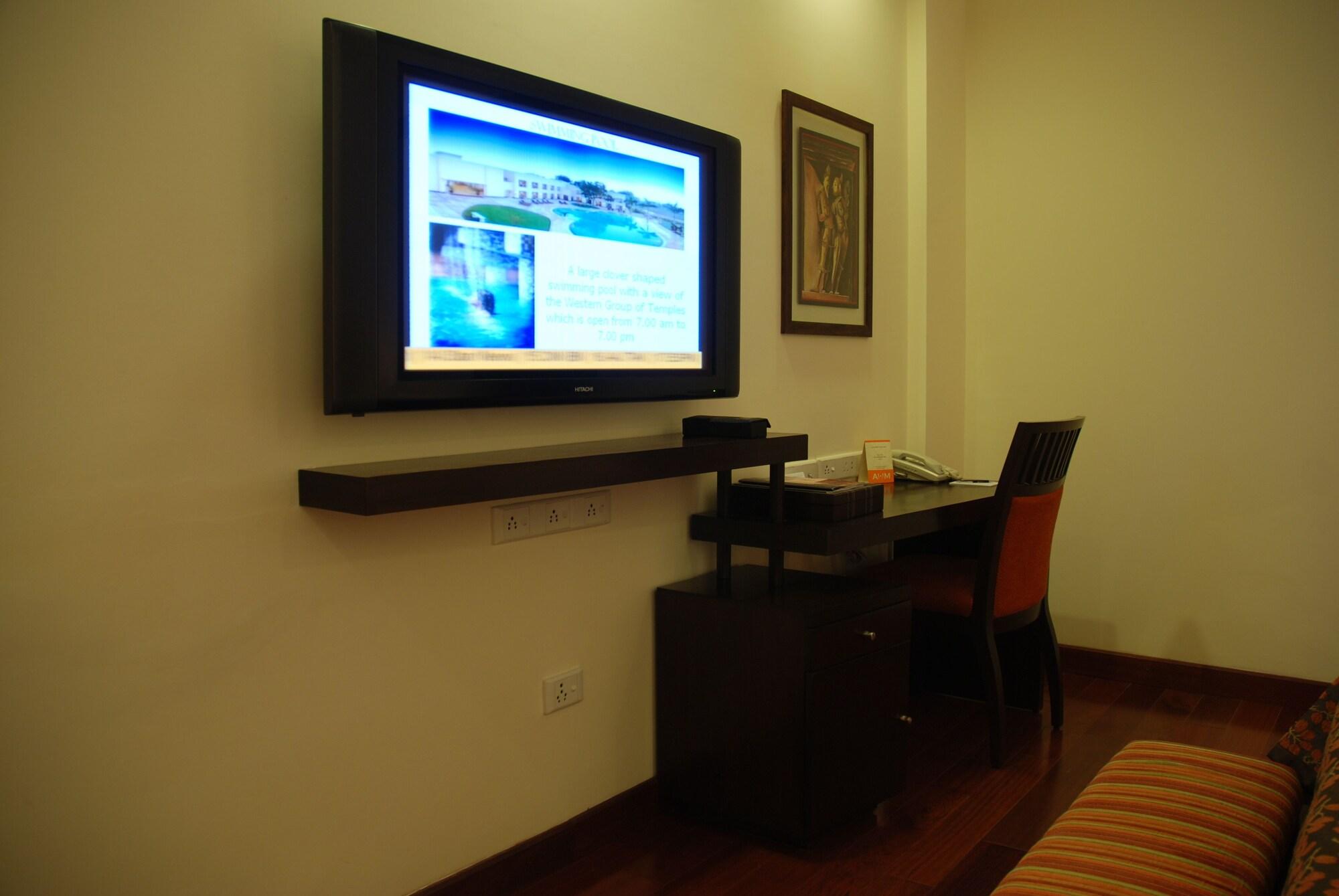 The Lalit Temple View Hotel Khajuraho Ngoại thất bức ảnh