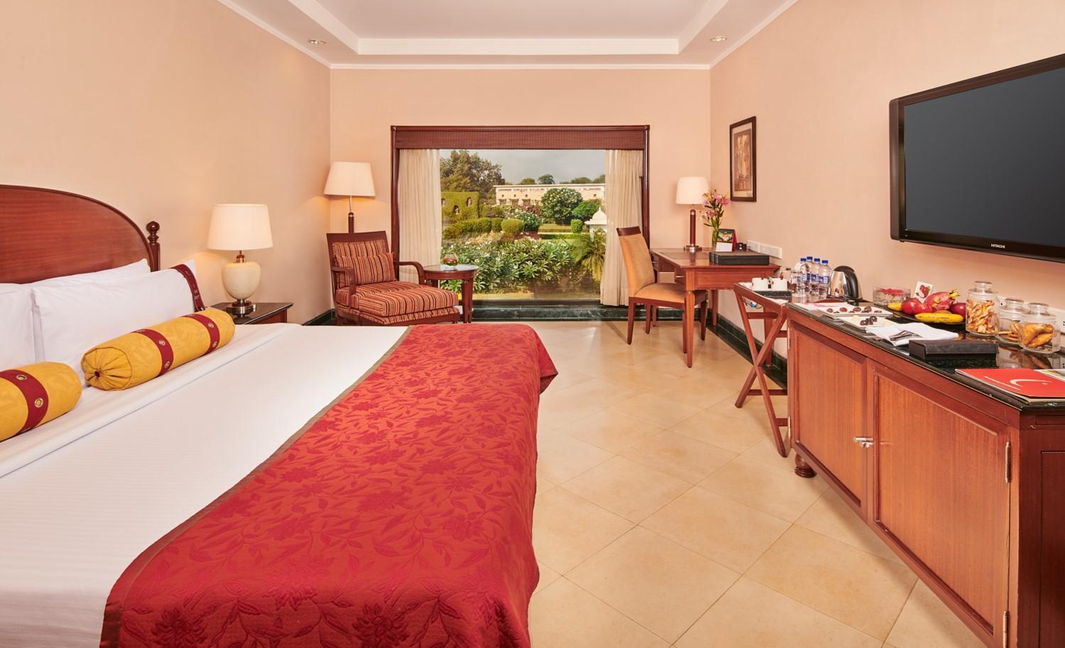 The Lalit Temple View Hotel Khajuraho Ngoại thất bức ảnh