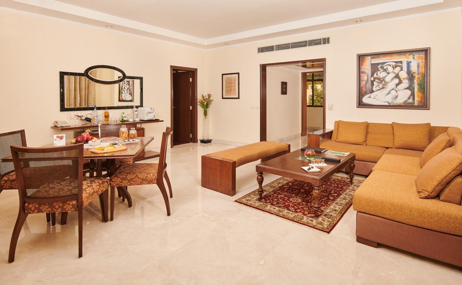 The Lalit Temple View Hotel Khajuraho Ngoại thất bức ảnh