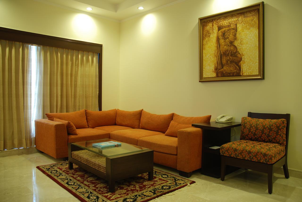 The Lalit Temple View Hotel Khajuraho Ngoại thất bức ảnh