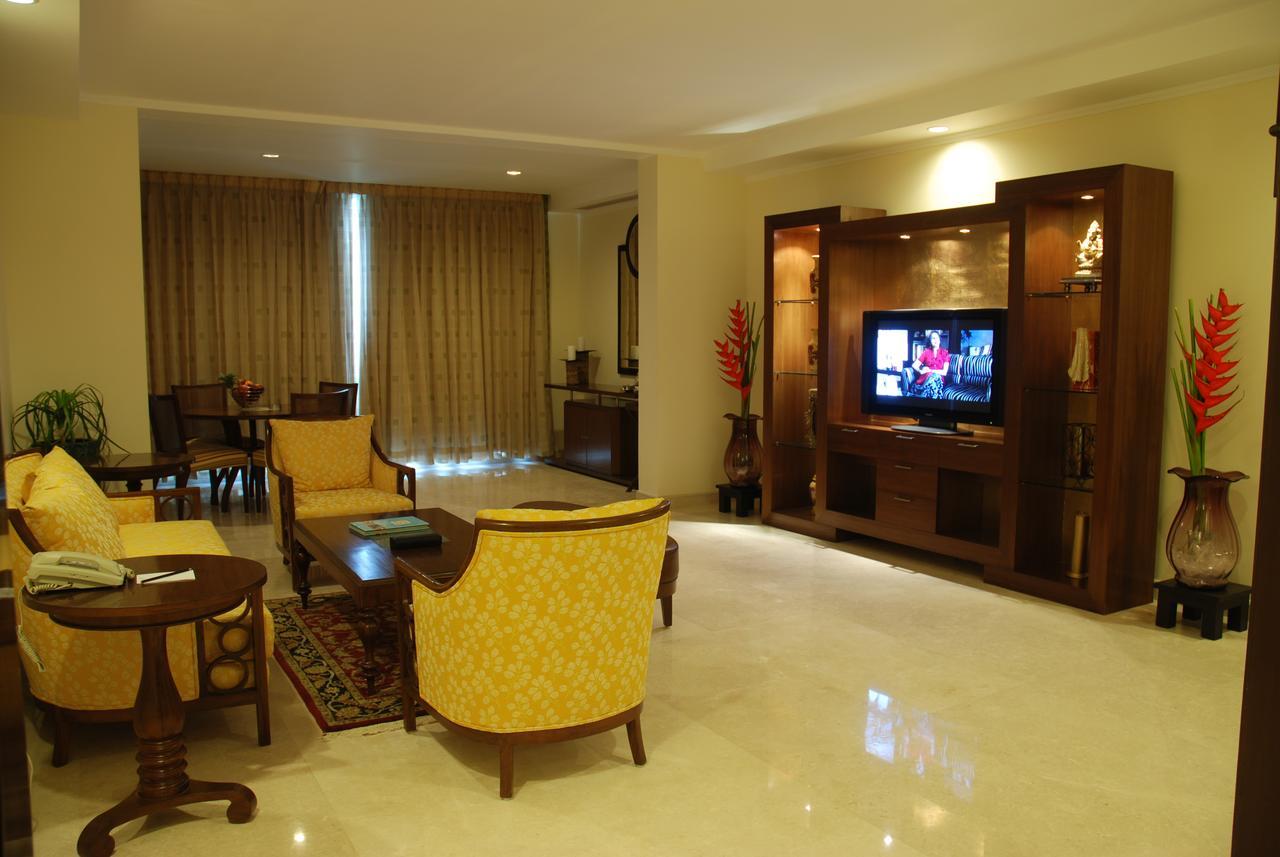The Lalit Temple View Hotel Khajuraho Ngoại thất bức ảnh