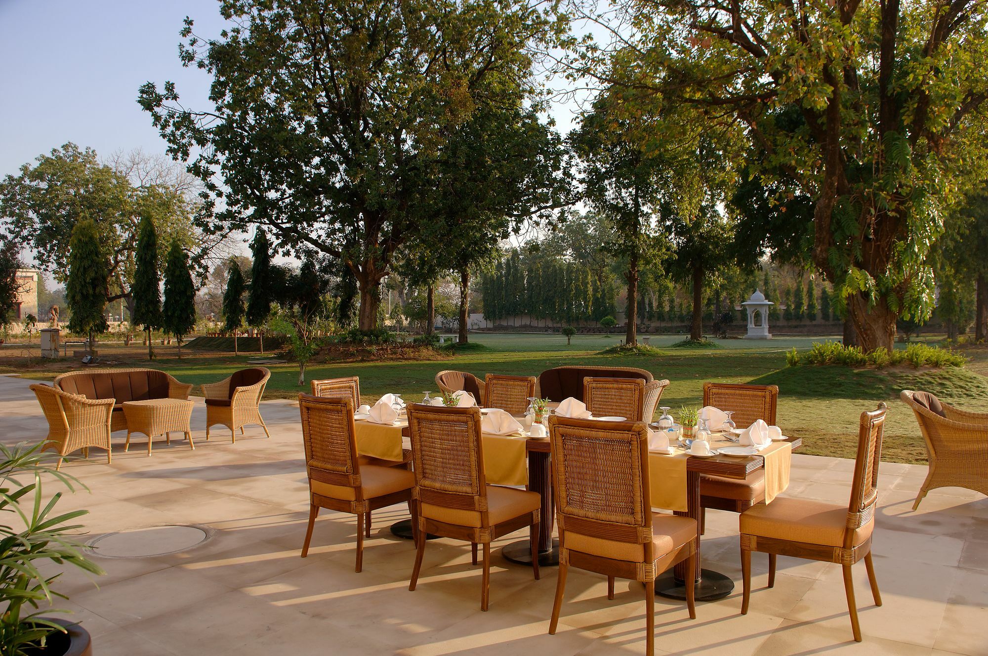The Lalit Temple View Hotel Khajuraho Nhà hàng bức ảnh